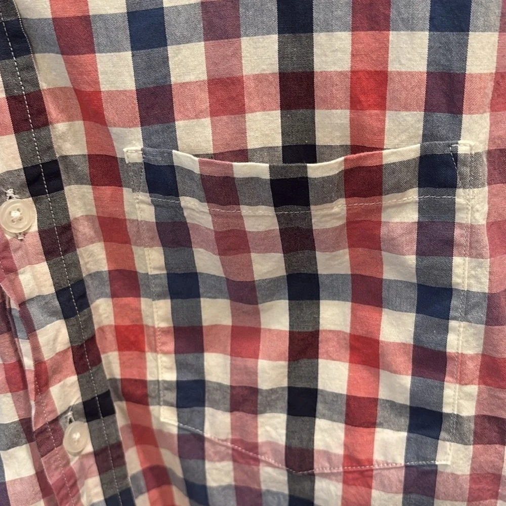 J.Crew men’s plaid collared button down shirt. Size small slim fit. Flex washed